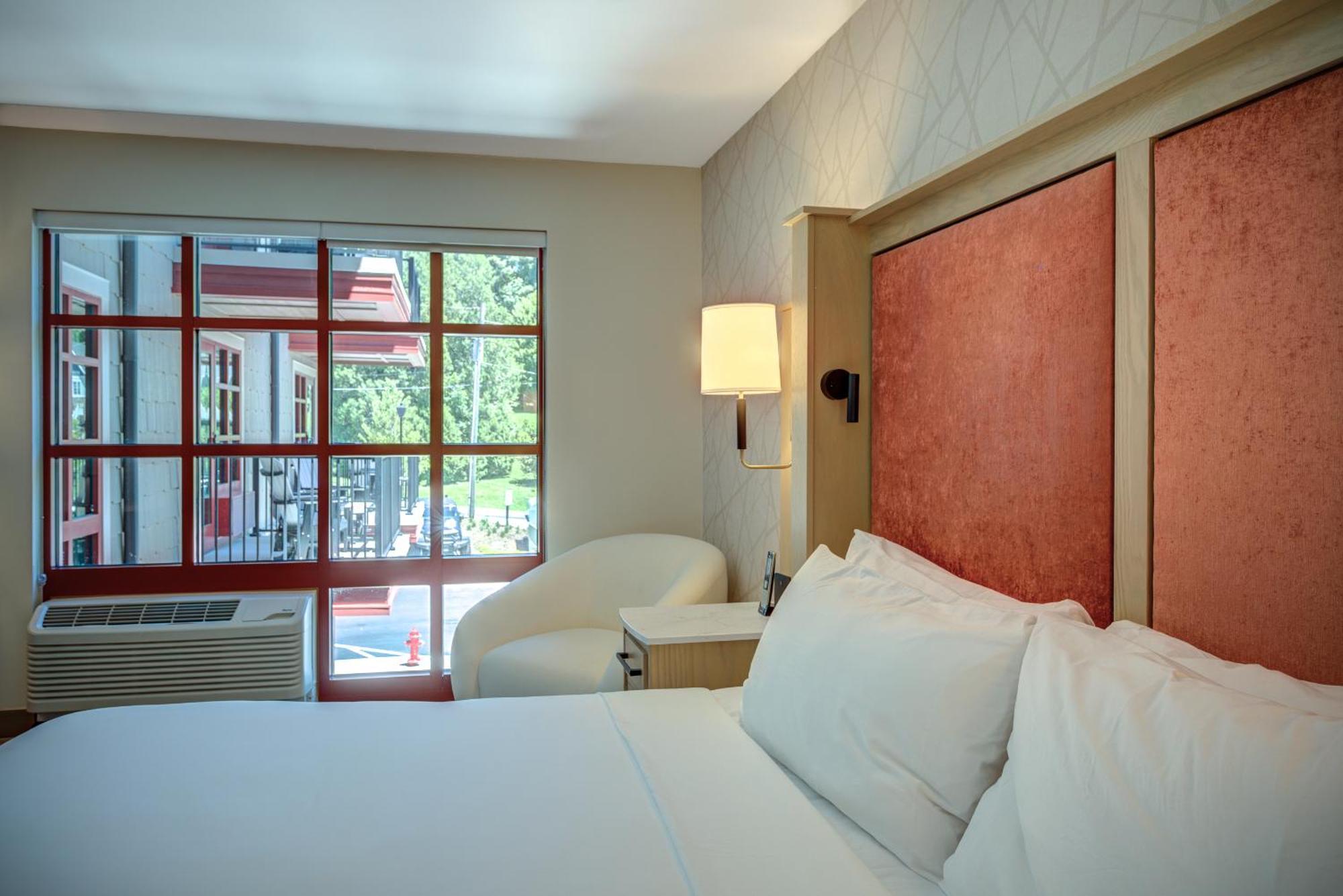 The Embers Hotel Blowing Rock