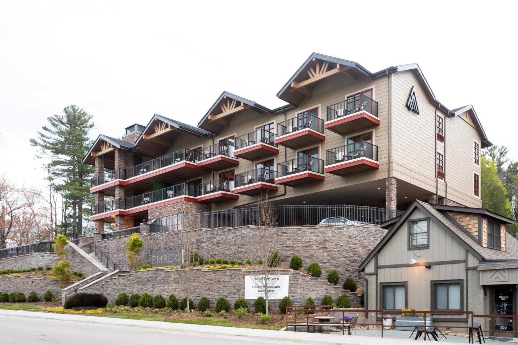 The Embers Hotel 4*