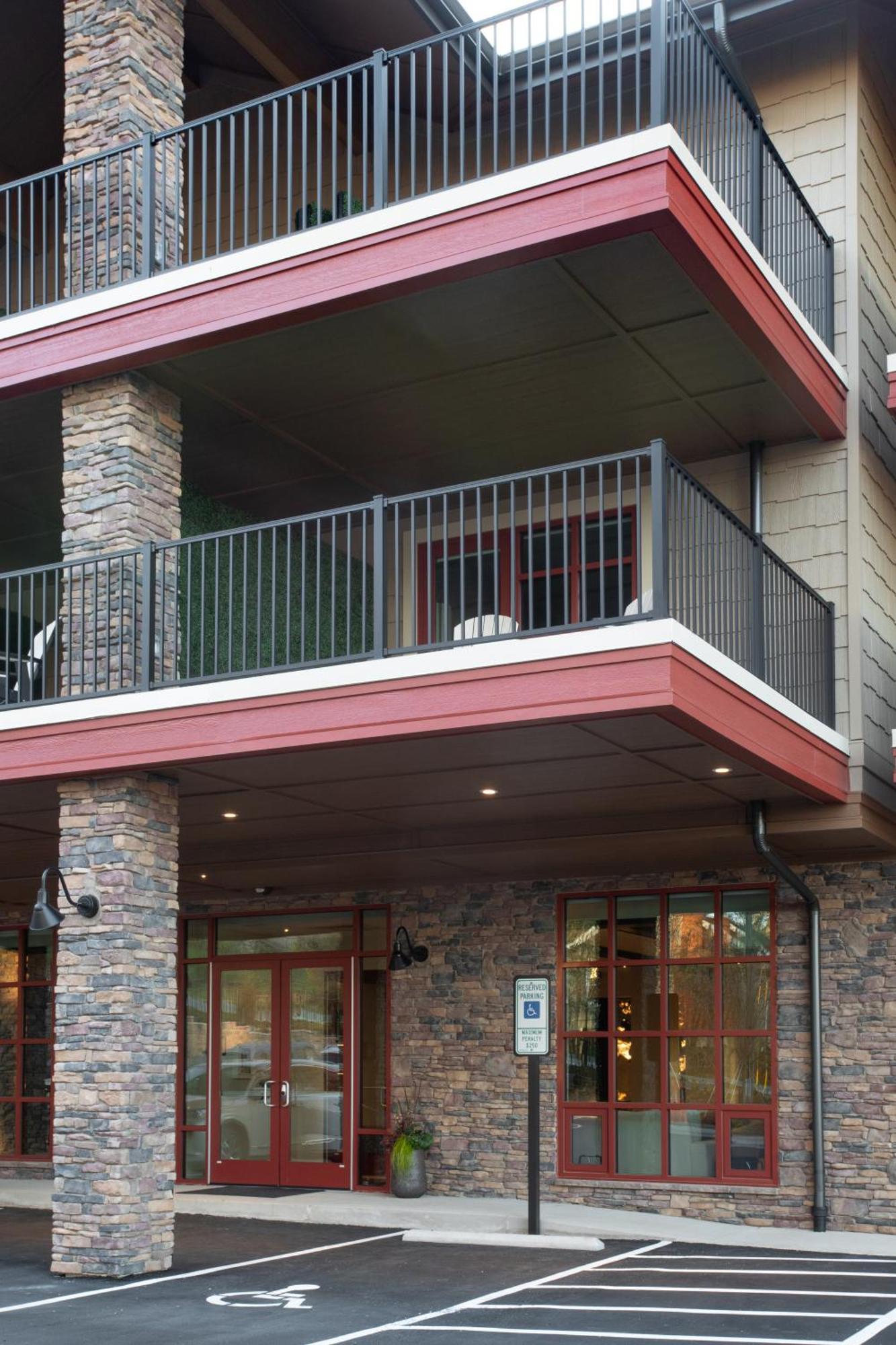 Hotel The Embers